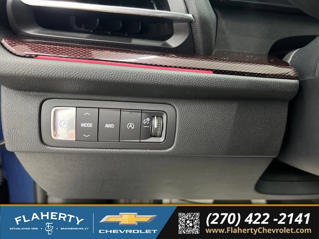 Used 2024 Chevrolet Traverse RS w/ LPO, Floor Liner Package AWD/4WD image 26
