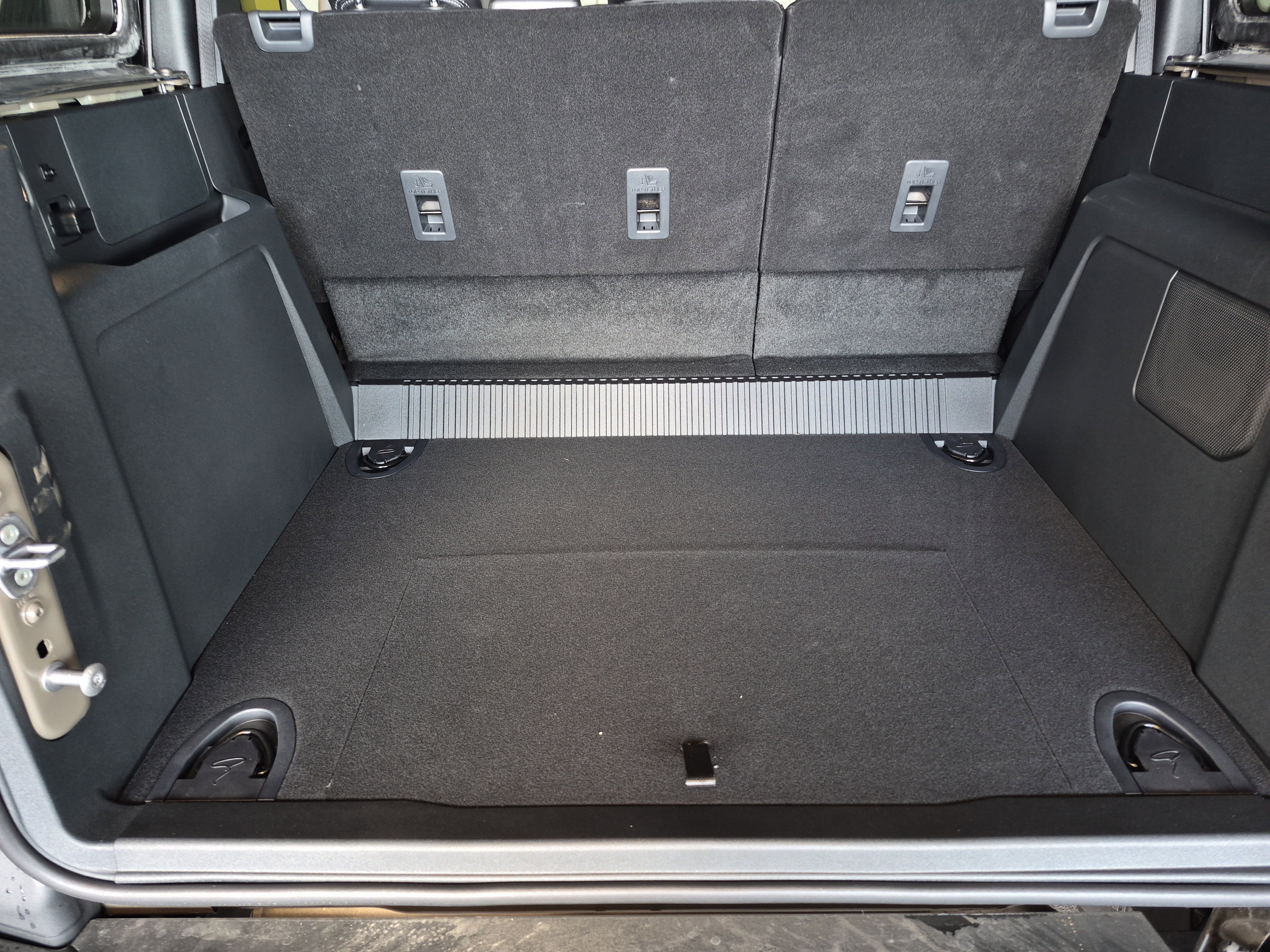 New 2025 Ford Bronco Outer Banks w/ Sasquatch Package image 17