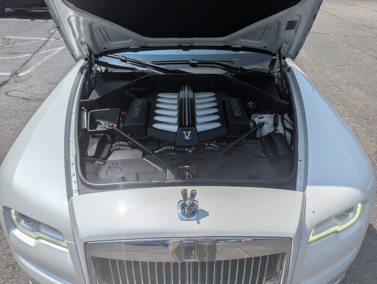 Used 2018 Rolls-Royce Dawn image 55