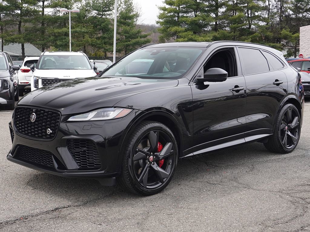 Used 2022 Jaguar F-PACE SVR image 12