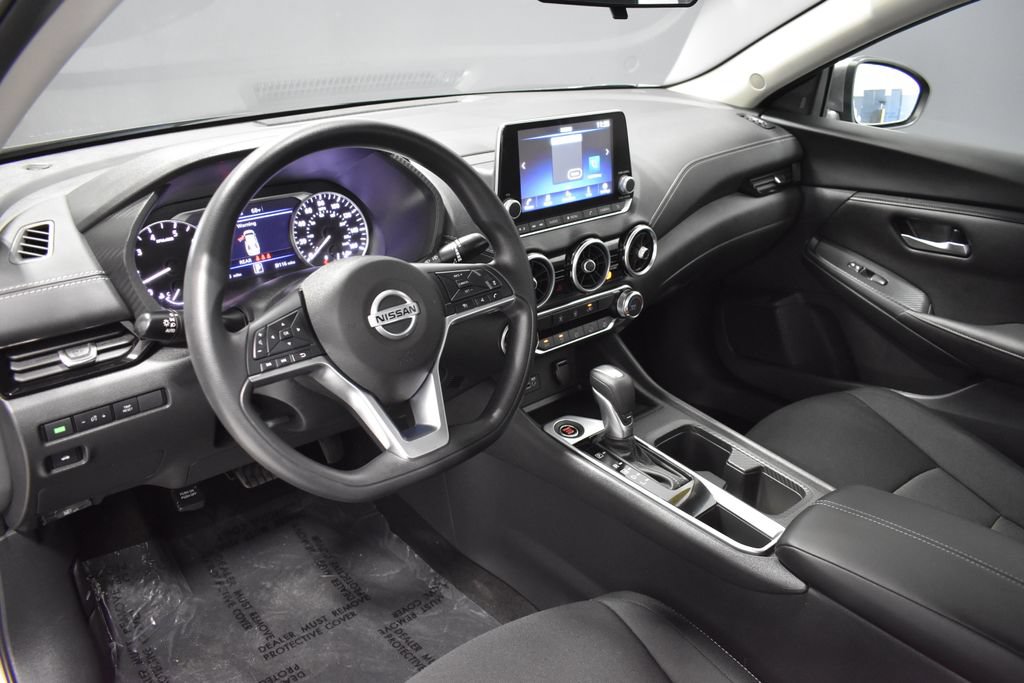 Certified 2023 Nissan Sentra SV FWD image 4