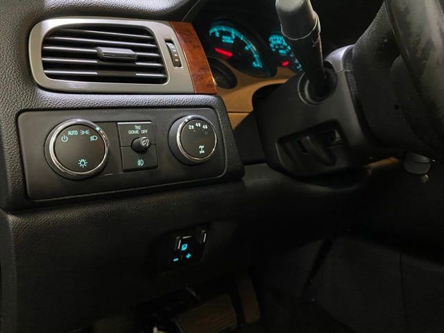 Used 2013 GMC Sierra 2500 SLT w/ SLT Convenience Package AWD/4WD image 18