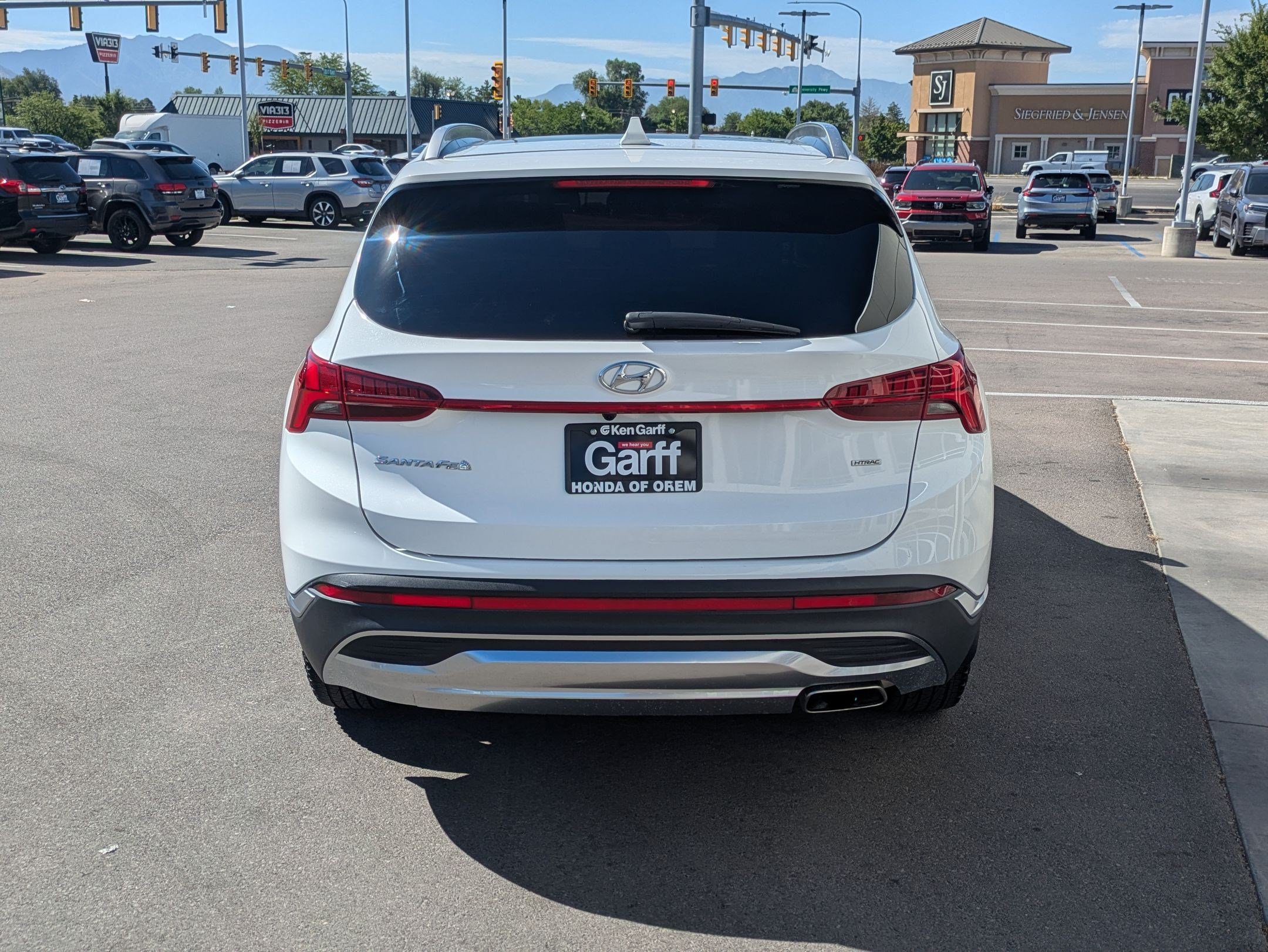 Used 2023 Hyundai Santa Fe SEL w/ Premium Package AWD/4WD image 7