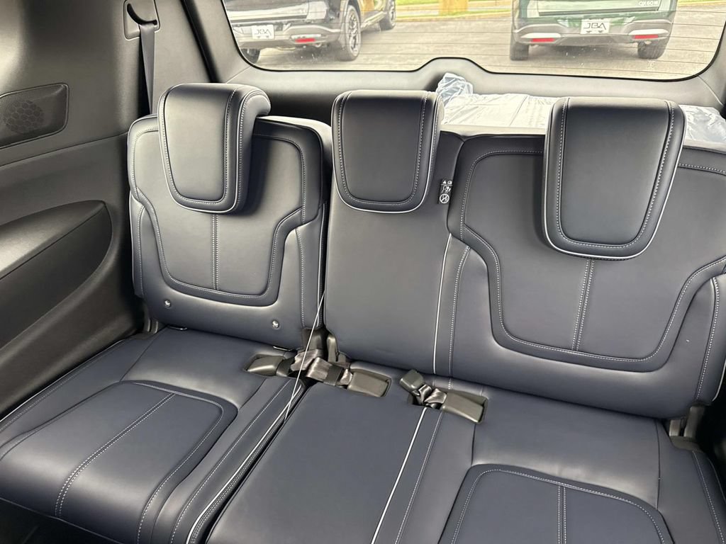 New 2027 INFINITI QX80 Sensory AWD/4WD image 18
