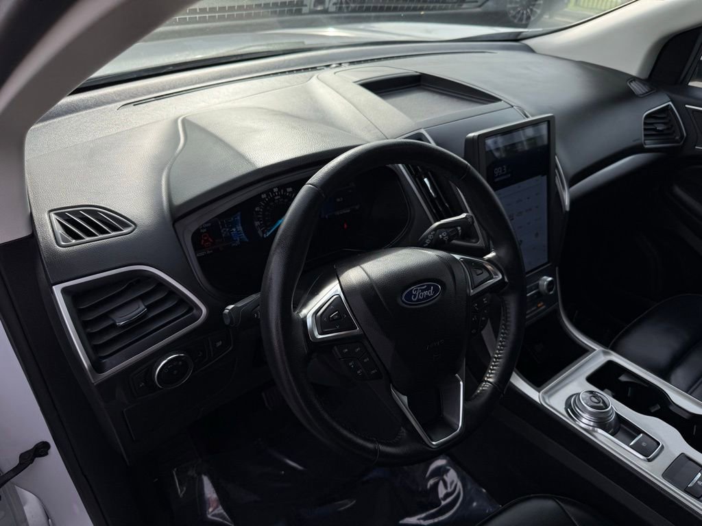 Used 2024 Ford Edge SEL image 18