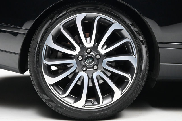 Used 2019 Land Rover Range Rover Supercharged AWD/4WD image 33