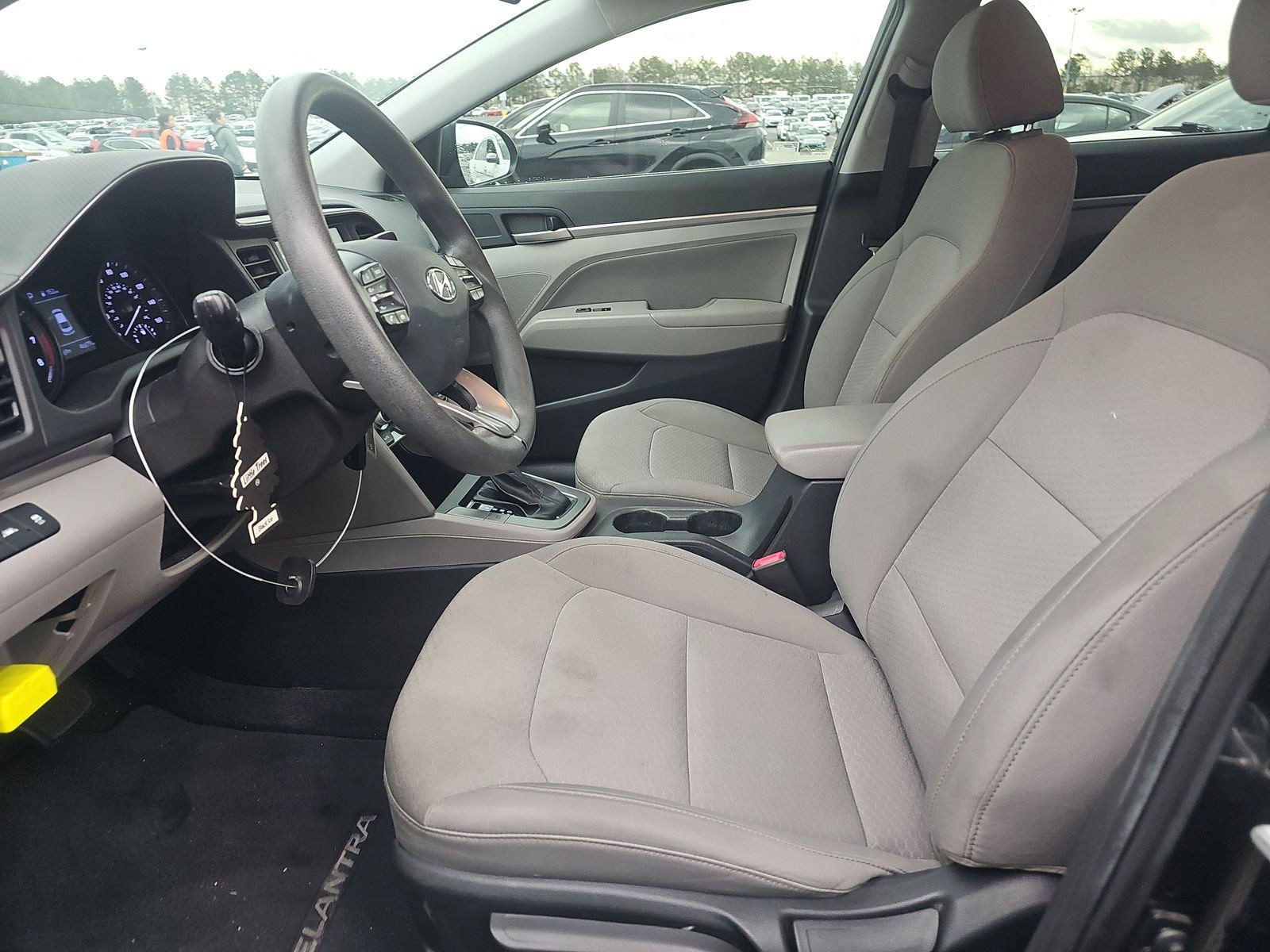 Used 2020 Hyundai Elantra SEL w/ Cargo Package (C1) image 10