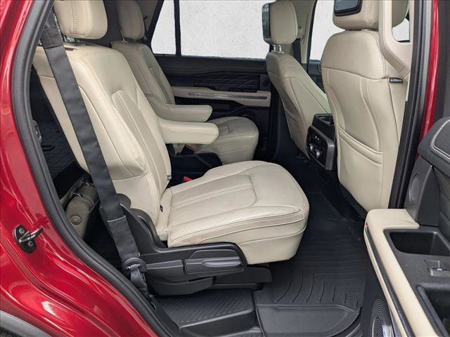 Used 2019 Ford Expedition Platinum image 19