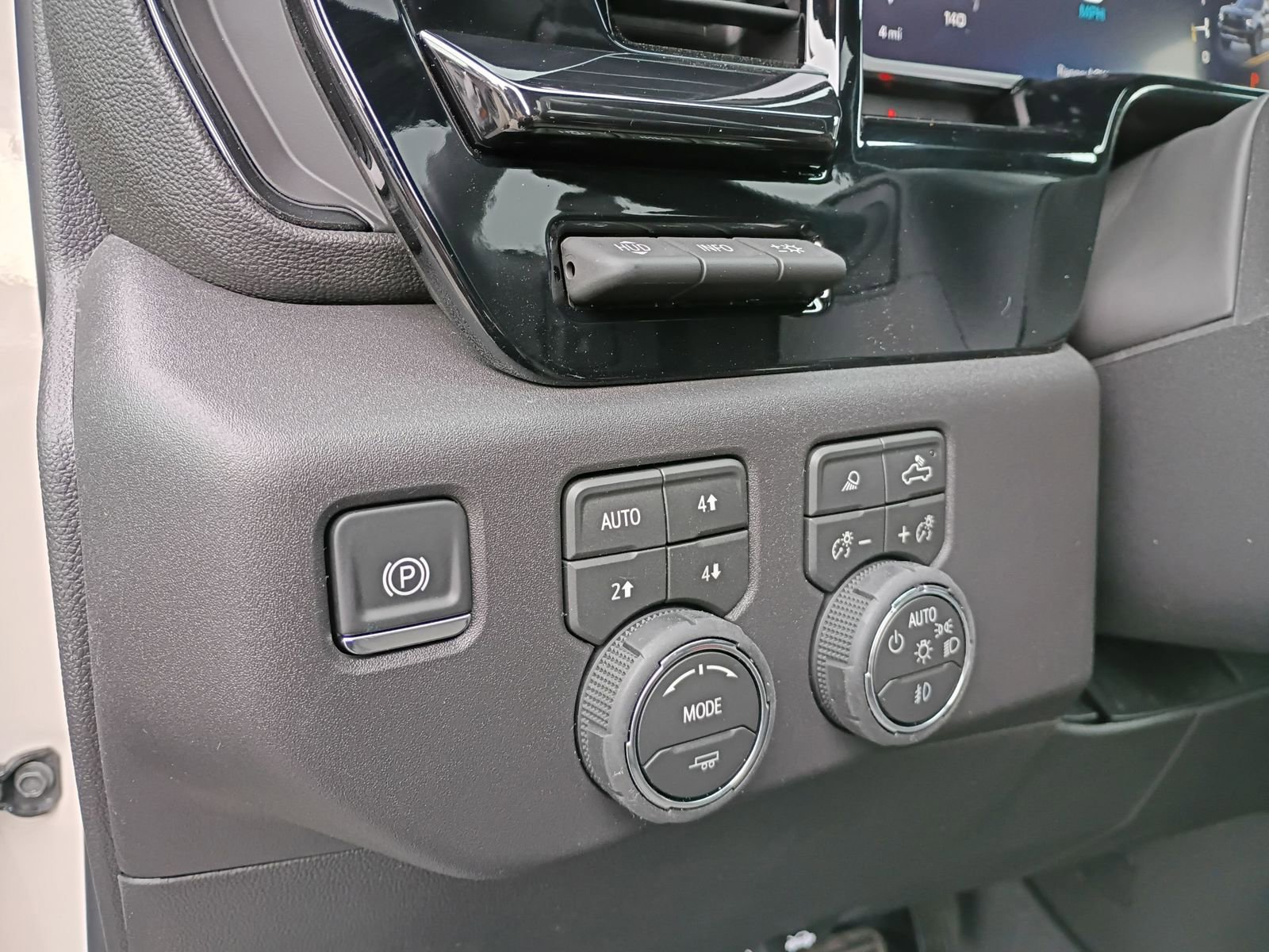 New 2026 Chevrolet Silverado 1500 ZR2 image 34