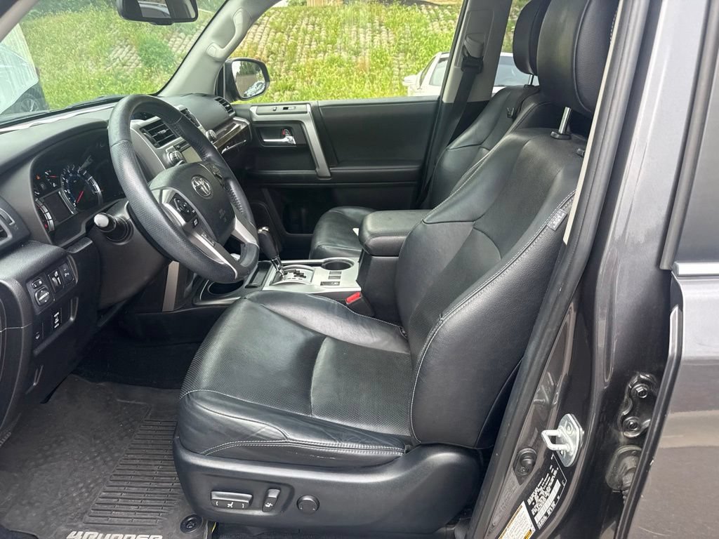 Used 2018 Toyota 4Runner Limited AWD/4WD image 15
