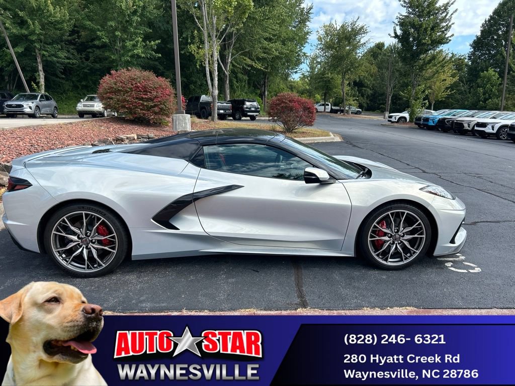 Used 2024 Chevrolet Corvette Stingray Convertible w/ 1LT RWD image 7