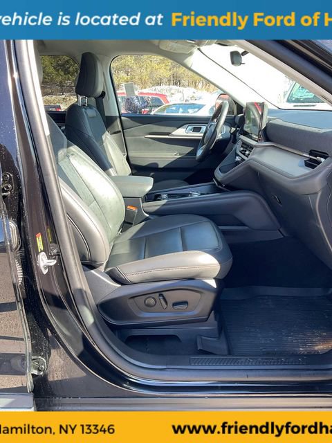 Used 2025 Ford Explorer Active w/ Active Comfort Package AWD/4WD image 50