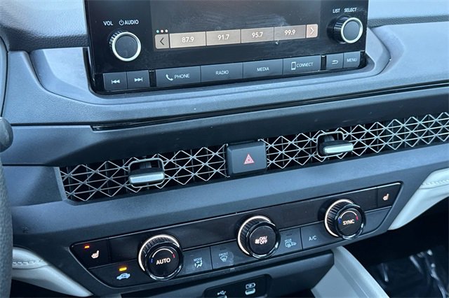 Used 2023 Honda Accord EX image 31