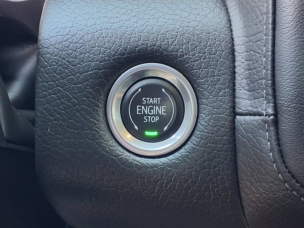 Used 2023 GMC Yukon XL Denali w/ Max Trailering Package AWD/4WD image 6