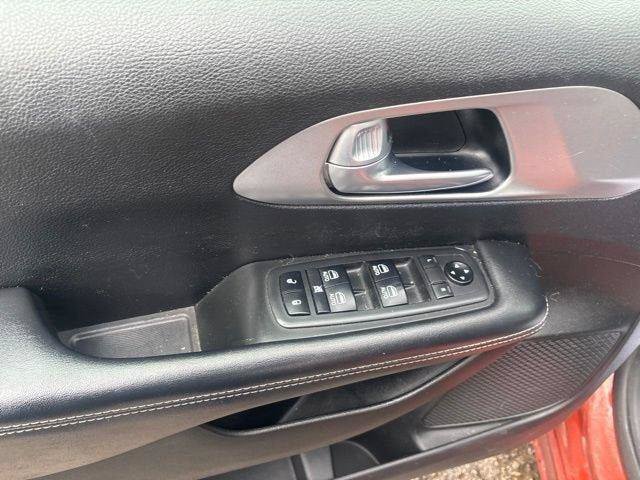 Used 2018 Chrysler Pacifica Touring-L Plus FWD image 29