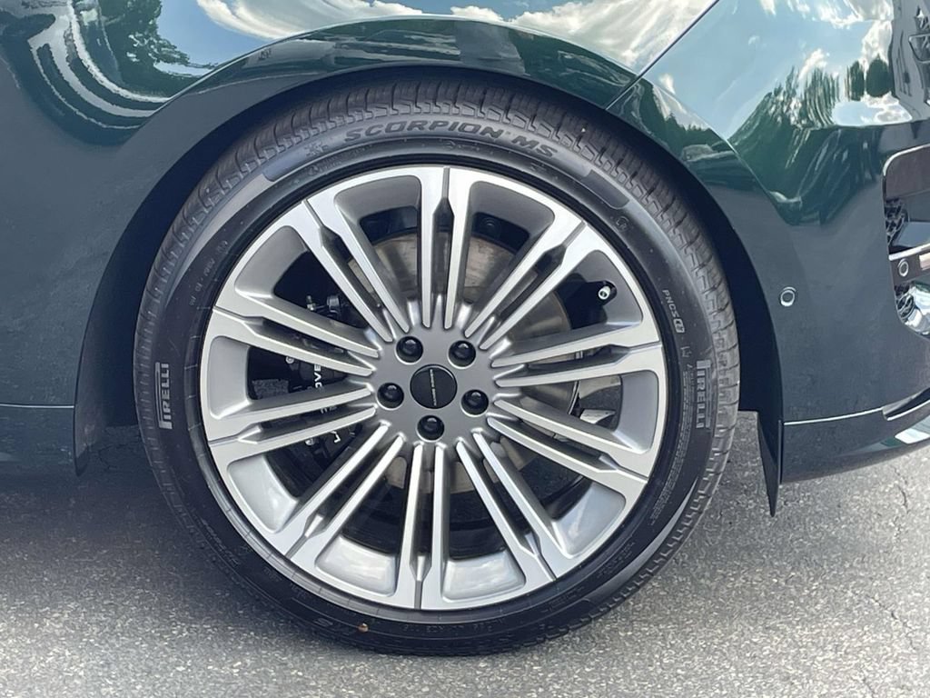 New 2026 Land Rover Range Rover Sport Dynamic SE AWD/4WD image 5