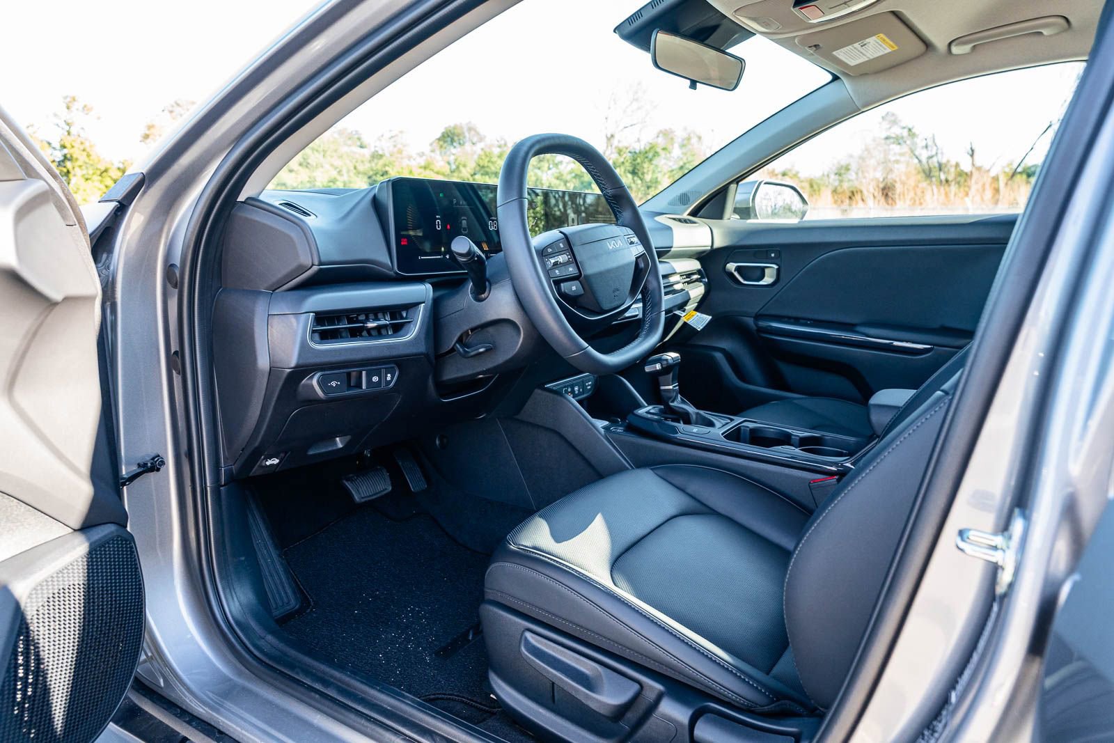 New 2026 Kia K4 EX image 13