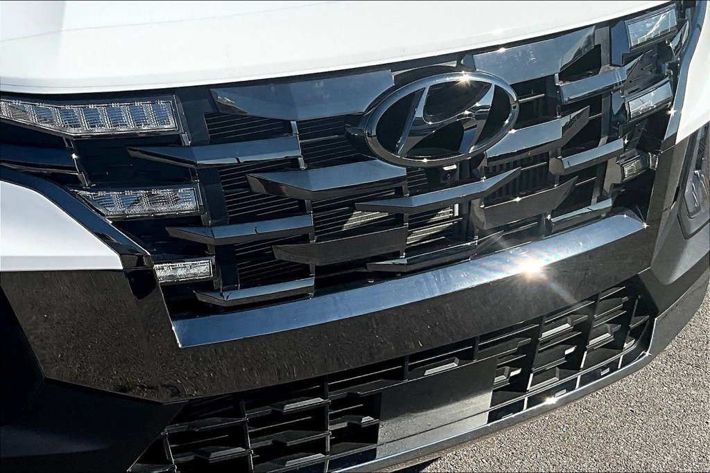 Used 2024 Hyundai Santa Cruz Limited AWD/4WD image 31