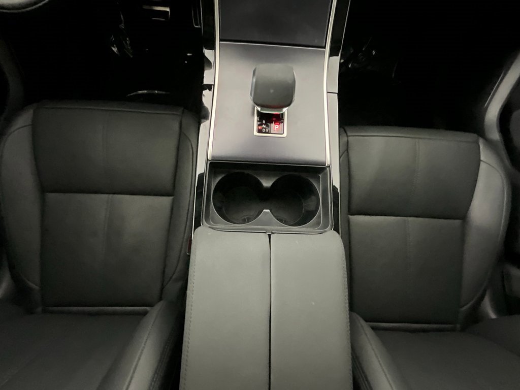 Used 2026 Land Rover Range Rover Velar Dynamic SE image 14