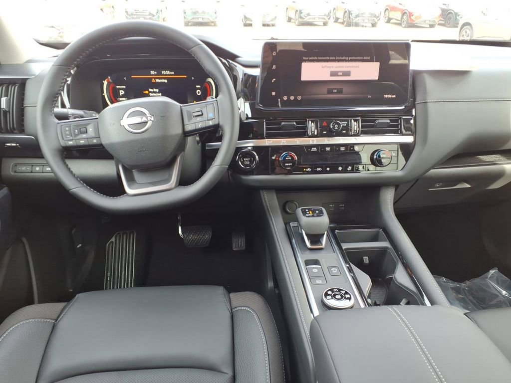 New 2026 Nissan Pathfinder SL image 9