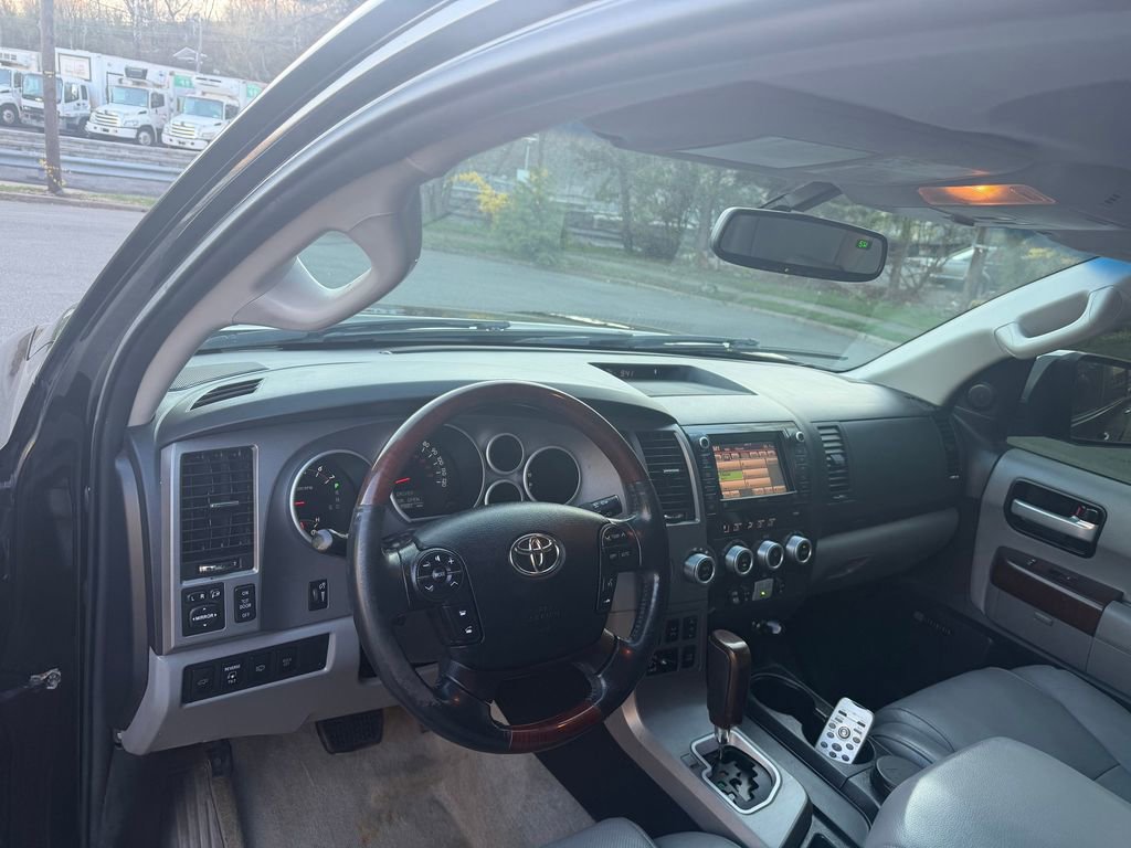 Used 2011 Toyota Sequoia Platinum image 12