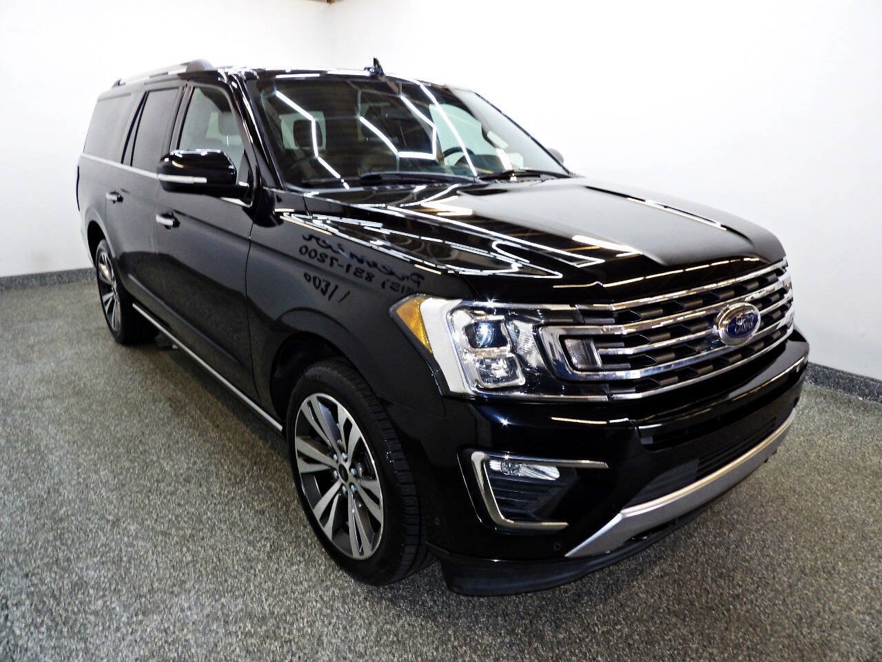 Used 2020 Ford Expedition Max Limited AWD/4WD image 3