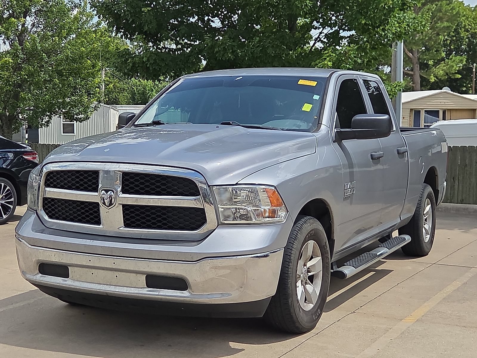 Used 2020 RAM 1500 Tradesman w/ Chrome Appearance Group RWD image 2