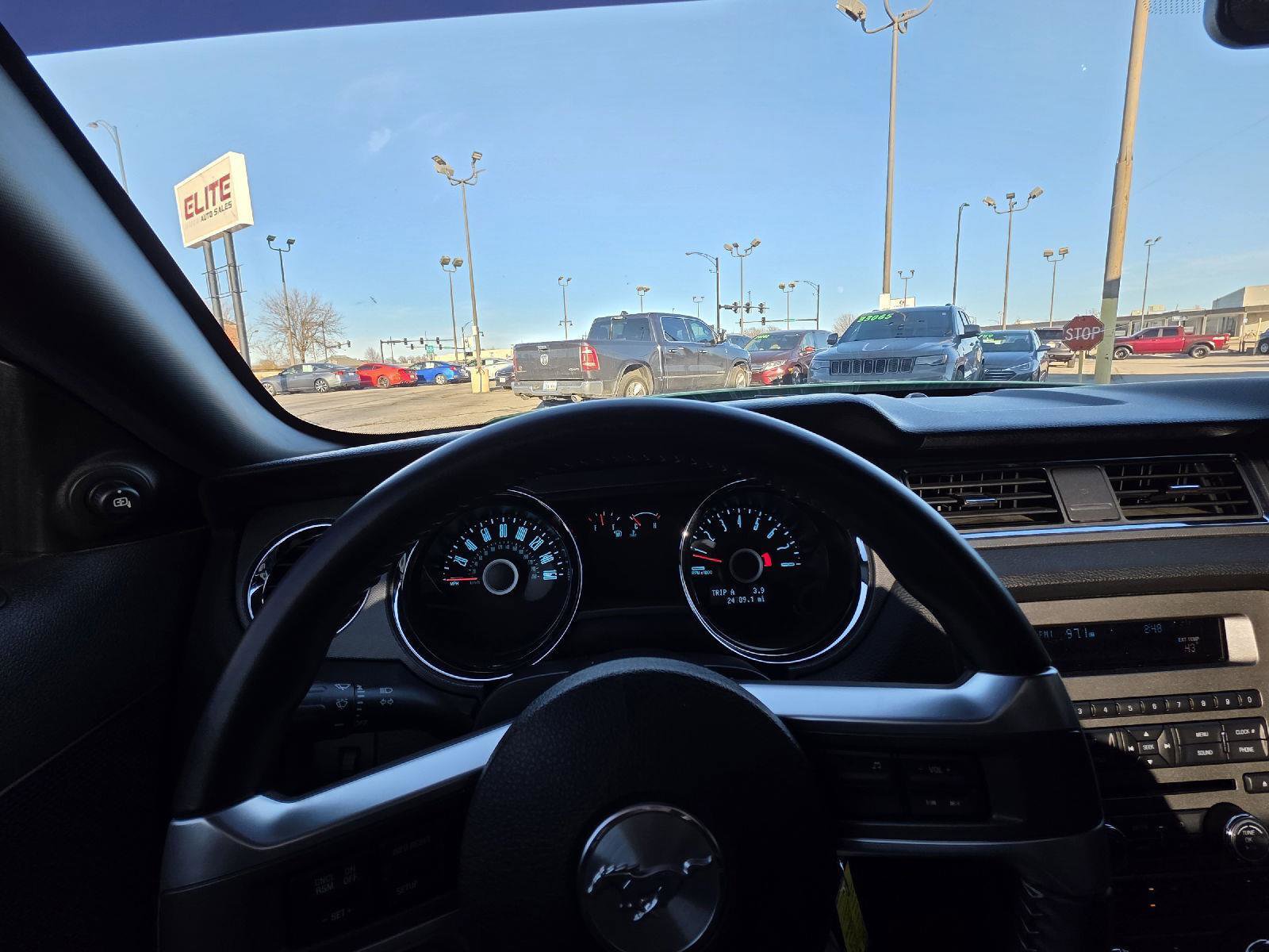 Used 2014 Ford Mustang Coupe w/ V6 Performance Package image 20