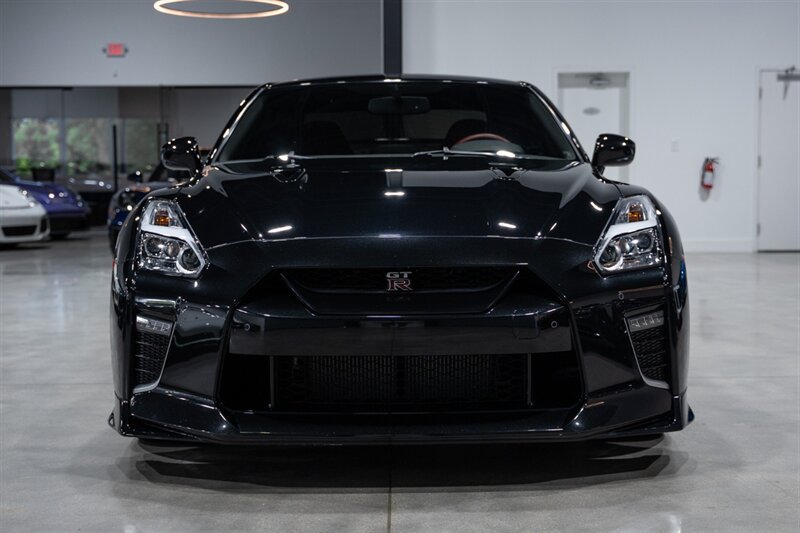 Used 2021 Nissan GT-R Premium AWD/4WD image 65