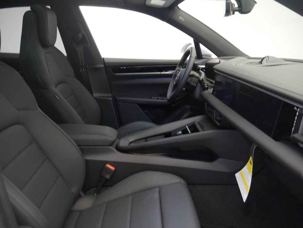 New 2026 Porsche Macan 4 Electric AWD/4WD image 29
