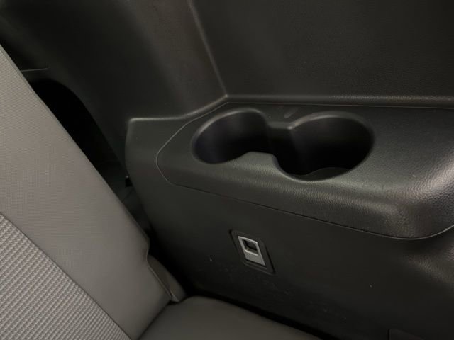 Used 2023 Toyota Highlander L image 54