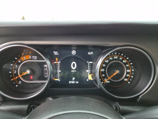 Used 2023 Jeep Gladiator Willys image 20