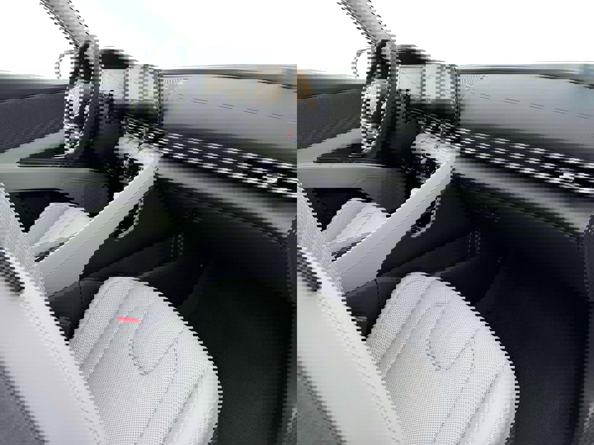 New 2025 Hyundai Elantra Limited image 15