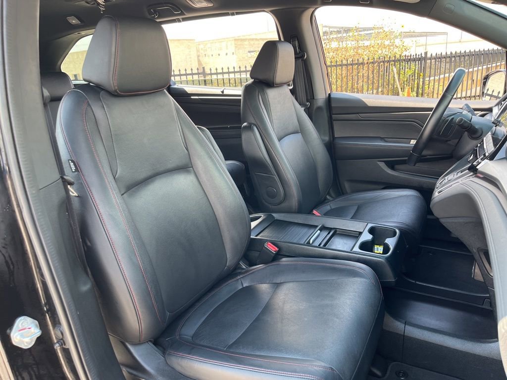 Used 2024 Honda Odyssey Sport image 30