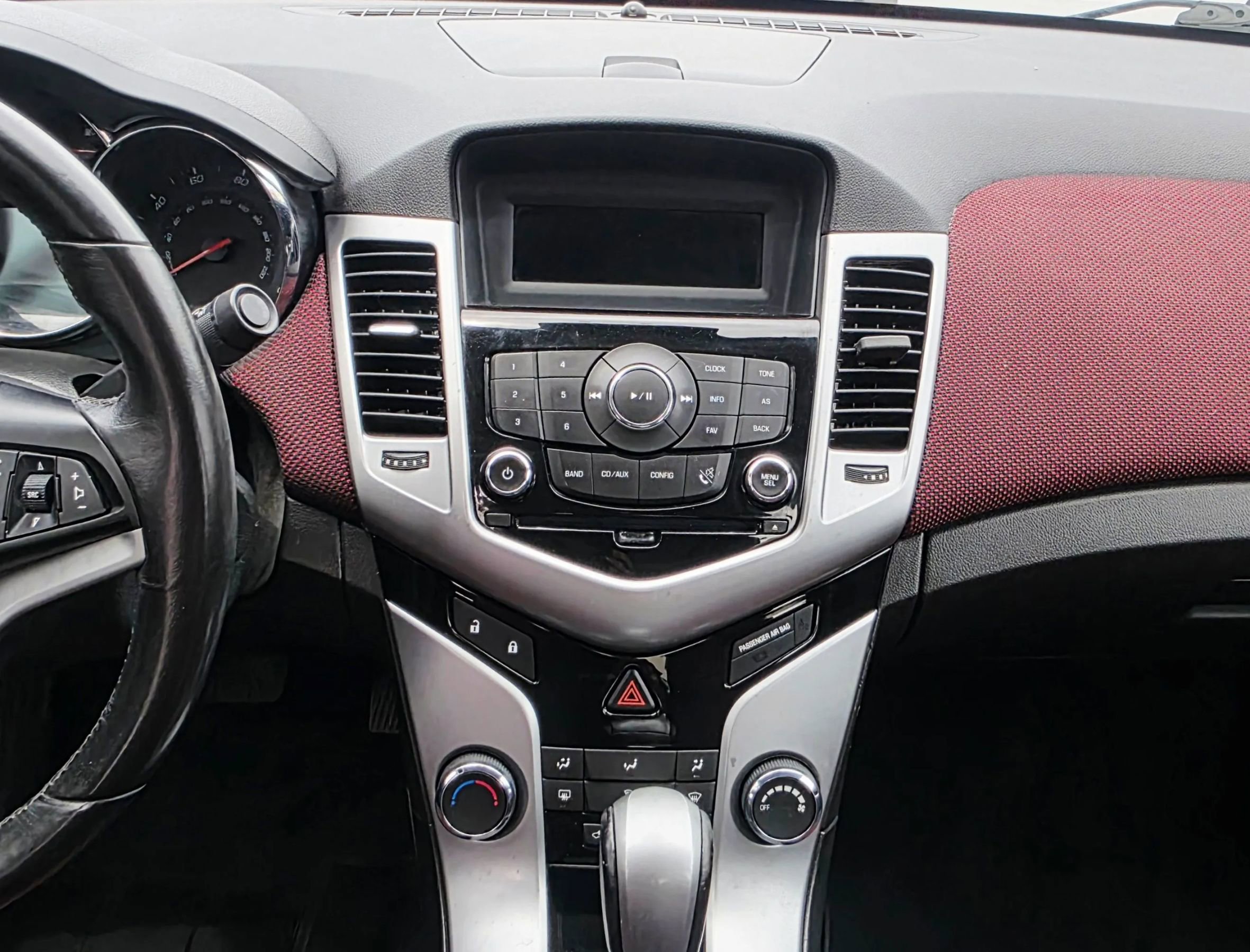 Used 2013 Chevrolet Cruze LT FWD image 17