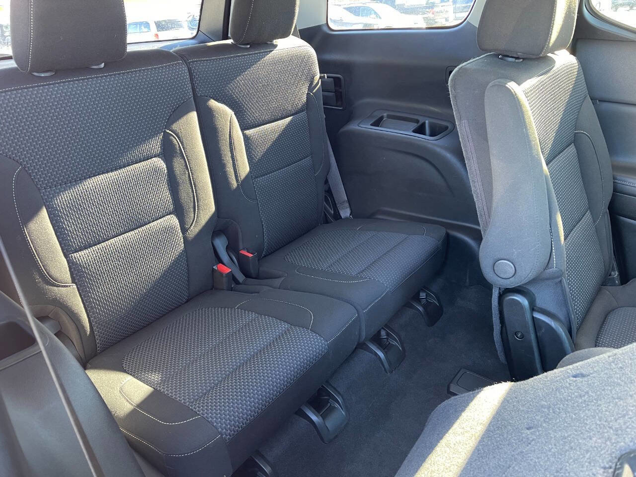 Used 2021 GMC Acadia SLE w/ Driver Convenience Package image 13