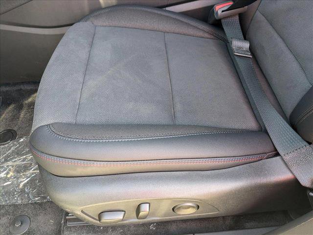 New 2025 Chevrolet Blazer EV RS image 4