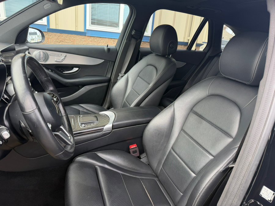 Used 2020 Mercedes-Benz GLC 300 4MATIC image 15