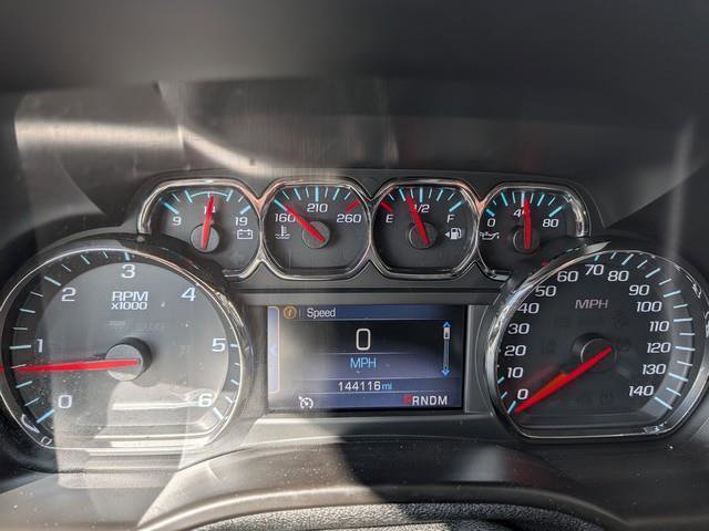 Used 2015 Chevrolet Suburban LTZ image 12