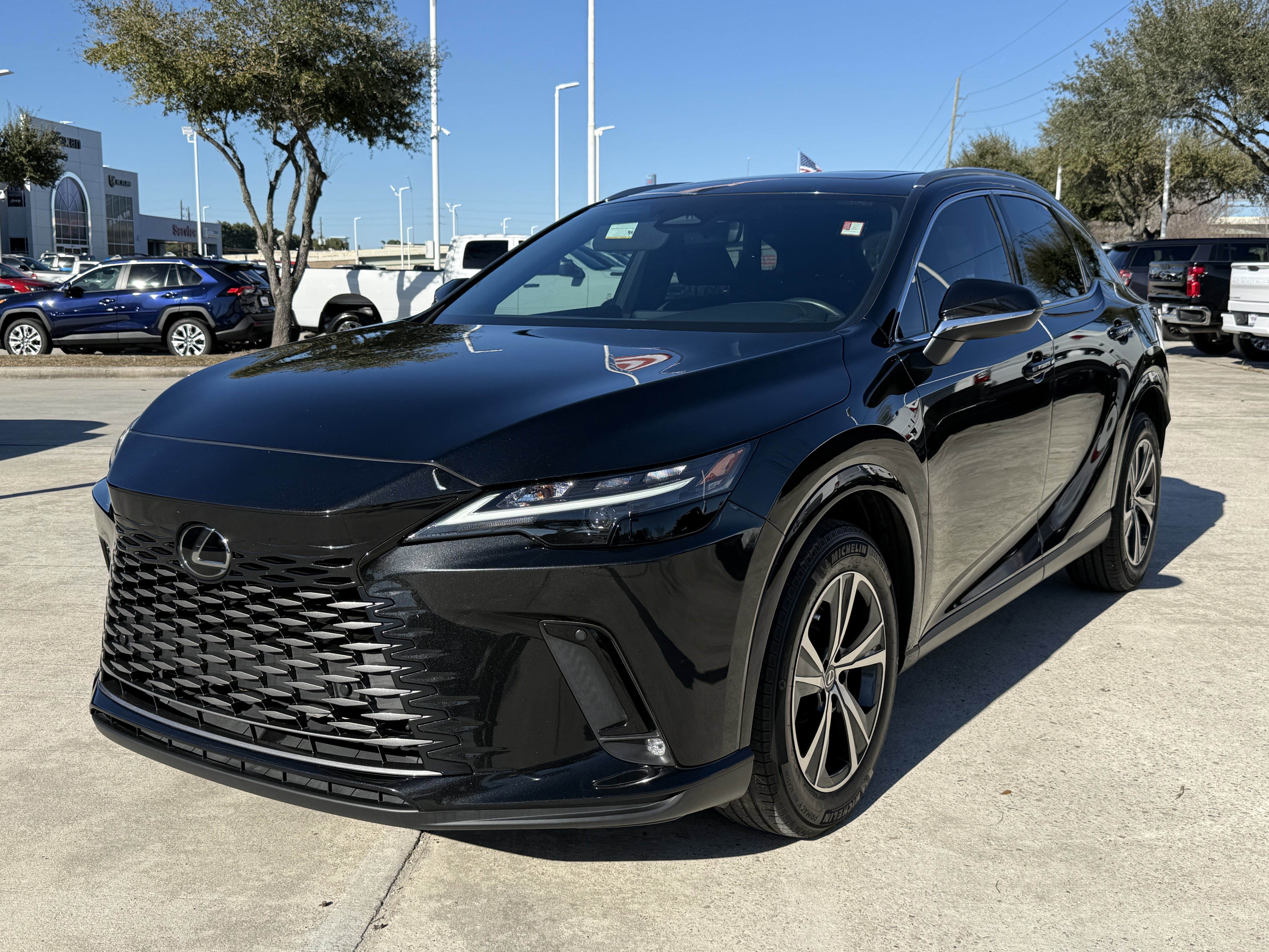 Used 2023 Lexus RX 350 Premium w/ Accessory Package image 10