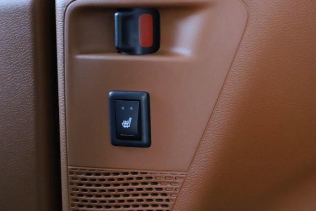 New 2026 Chrysler Pacifica Pinnacle AWD/4WD image 25