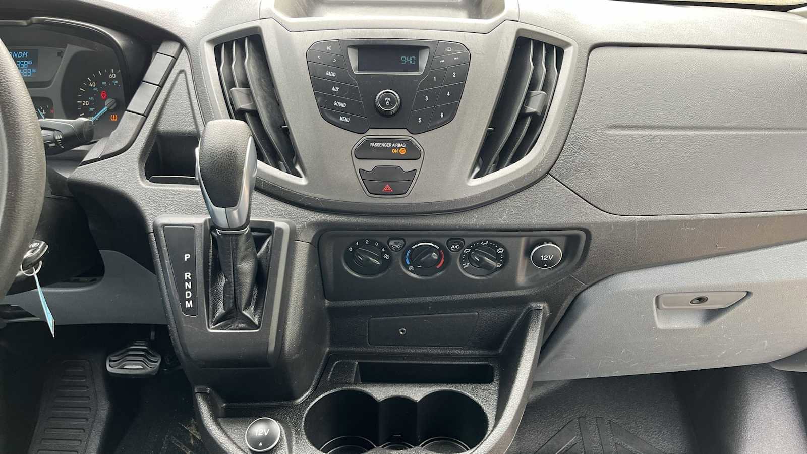 Used 2018 Ford Transit 250 148 Medium Roof RWD image 37