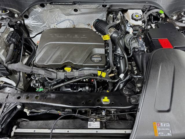 Used 2025 Chevrolet Trax LT image 28