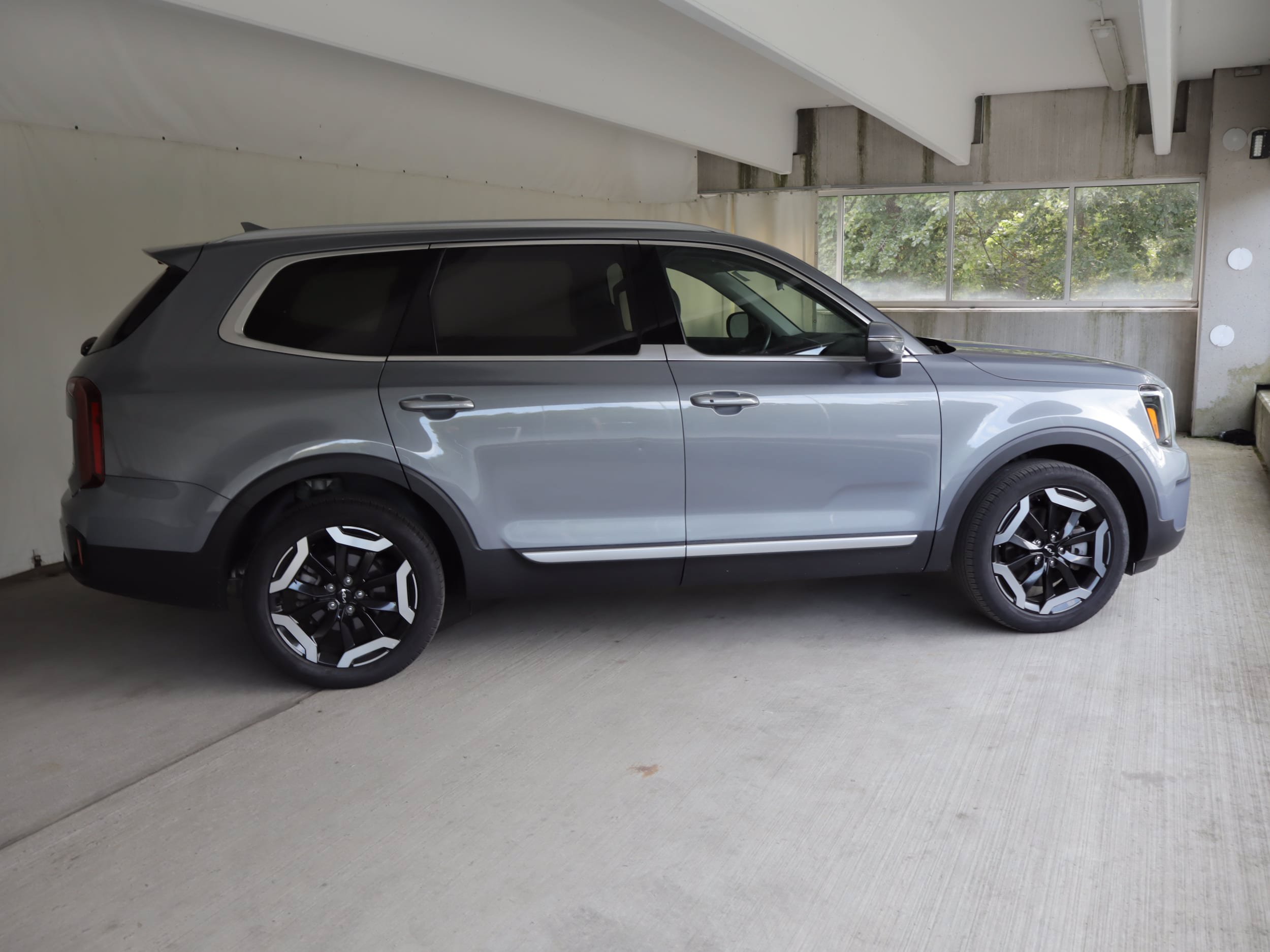 Certified 2023 Kia Telluride S AWD/4WD image 5