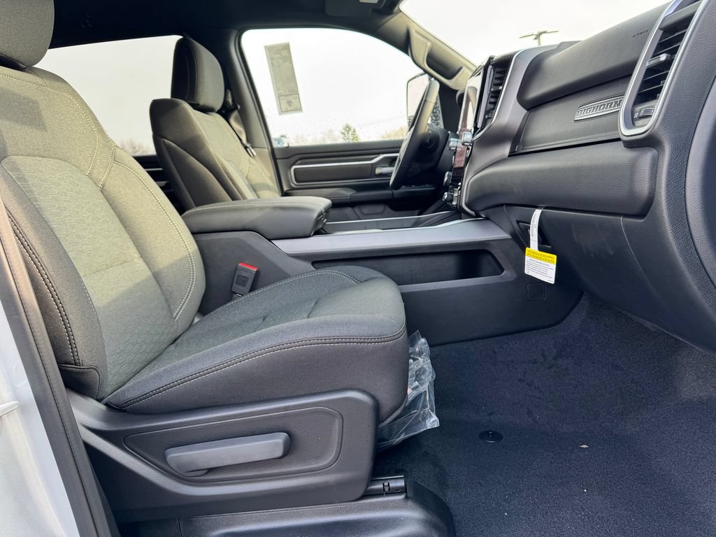 New 2026 RAM 1500 Big Horn AWD/4WD image 11