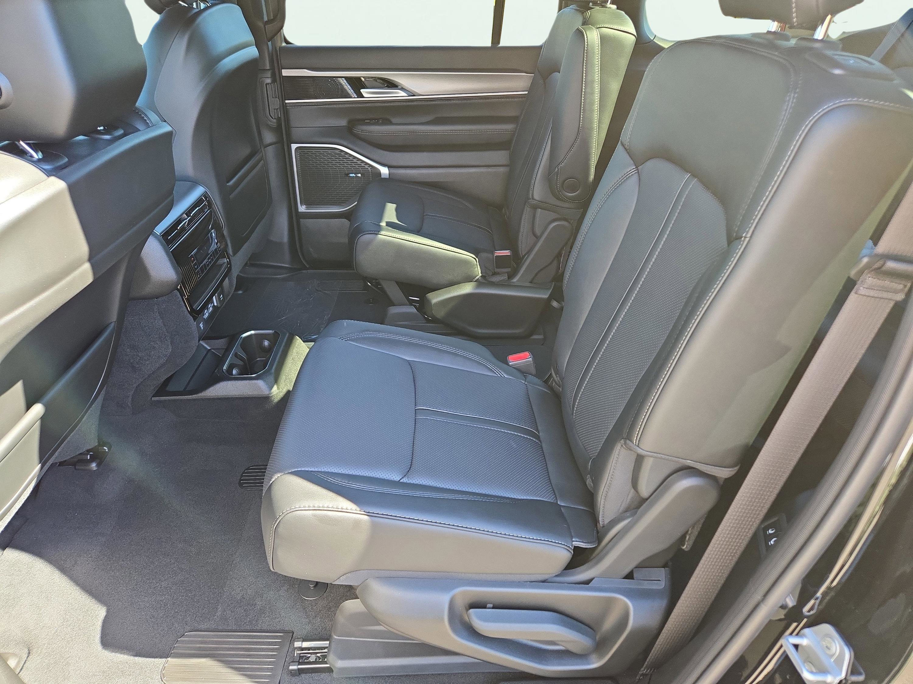 New 2025 Jeep Wagoneer Series II image 19