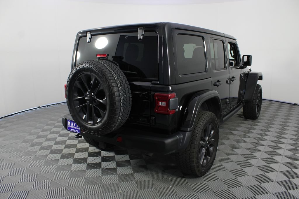 Used 2025 Jeep Wrangler Unlimited Sahara AWD/4WD image 23