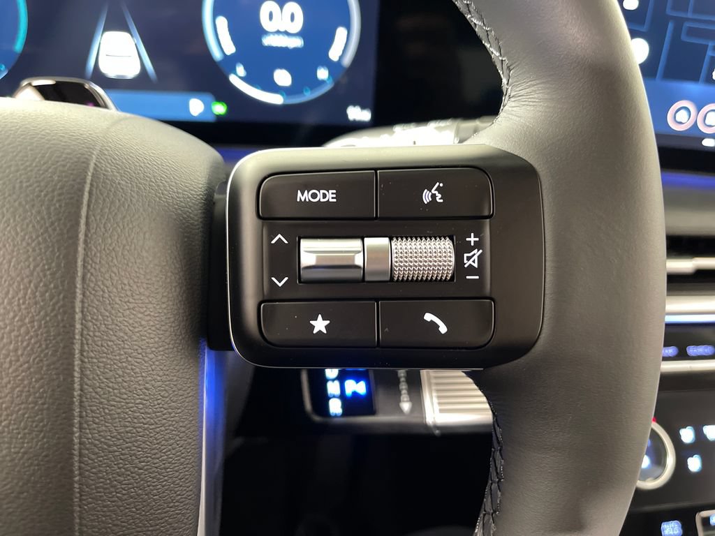 New 2026 Hyundai Santa Fe Limited AWD/4WD image 28
