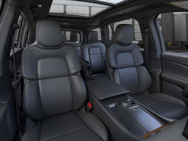 New 2025 Lincoln Aviator Reserve w/ Equipment Group 201A image 10