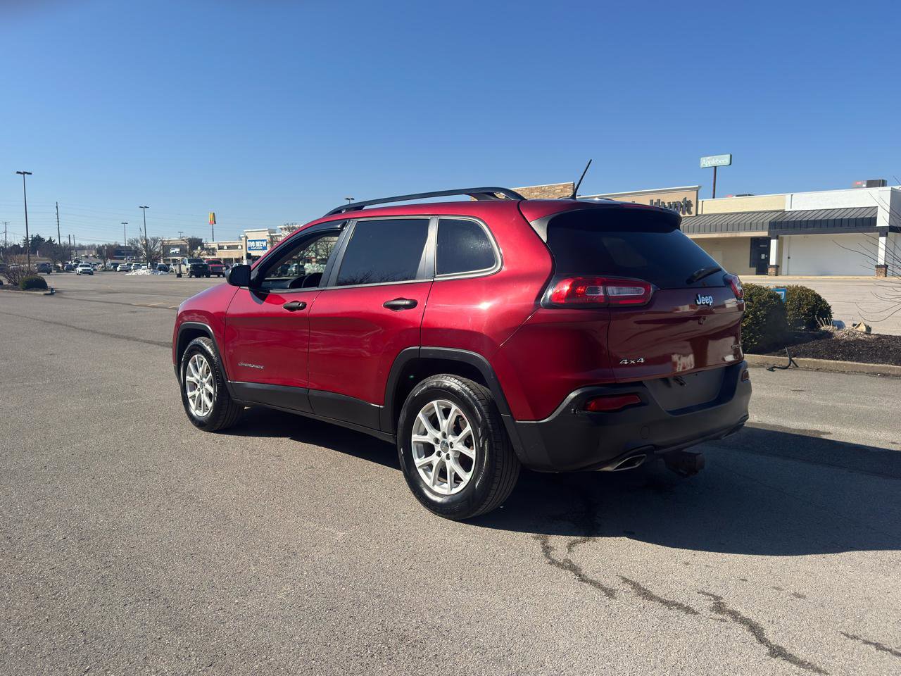 Used 2017 Jeep Cherokee Sport w/ Cold Weather Group image 6